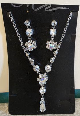 Iridescent Flower Set