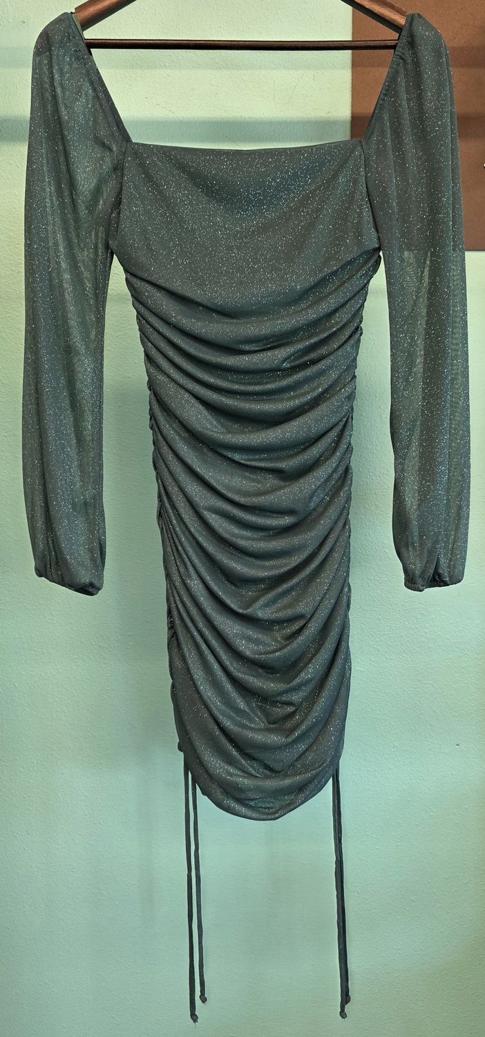 Size: M (8)     Brand: Jump Apparel