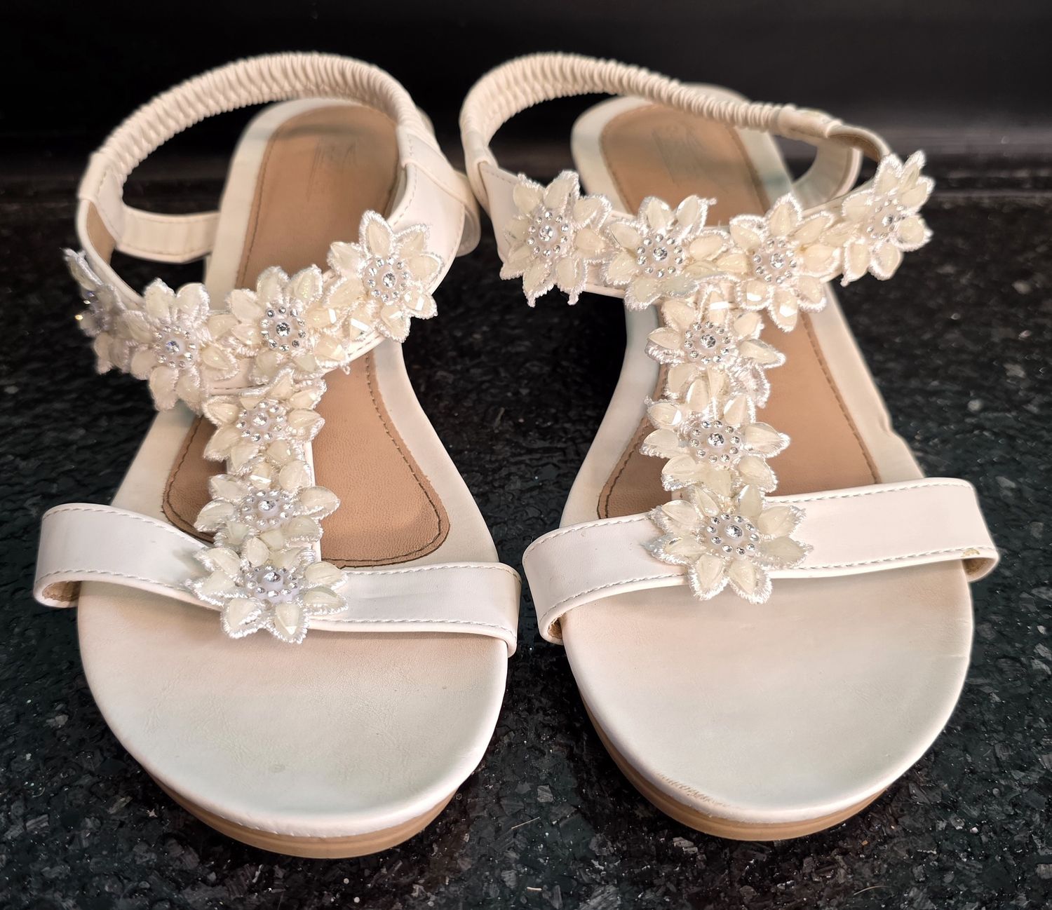 Size: 41 (8)     Brand: Shibever