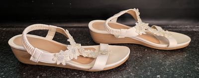 Size: 41 (8)     Brand: Shibever