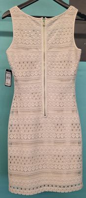 Size: 6     Brand: Guess
