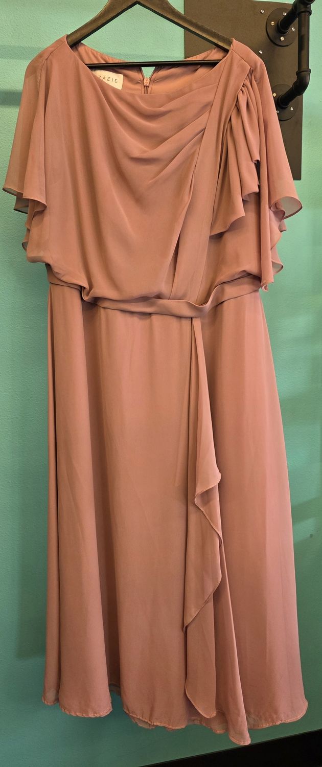 Size: 20     Brand: Azazie