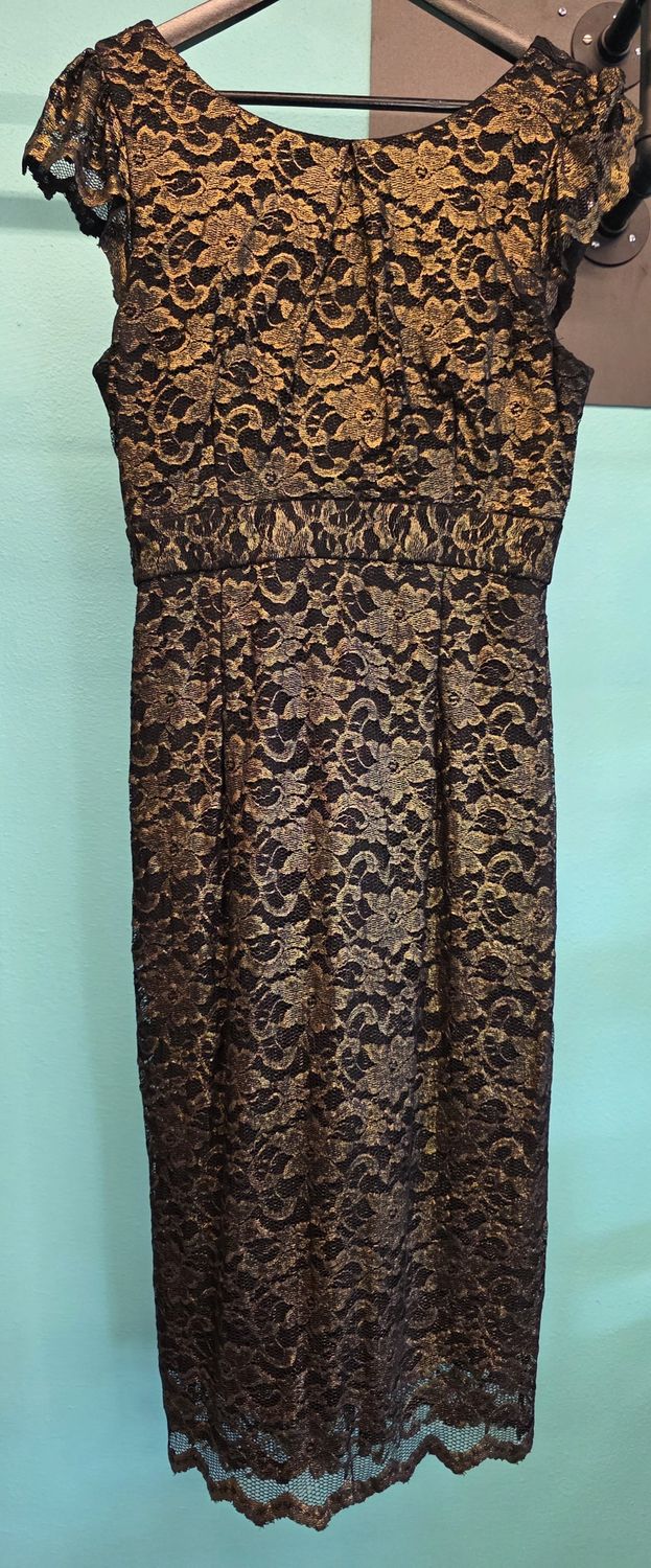 Size: M (10 ?)     Brand: Allen B