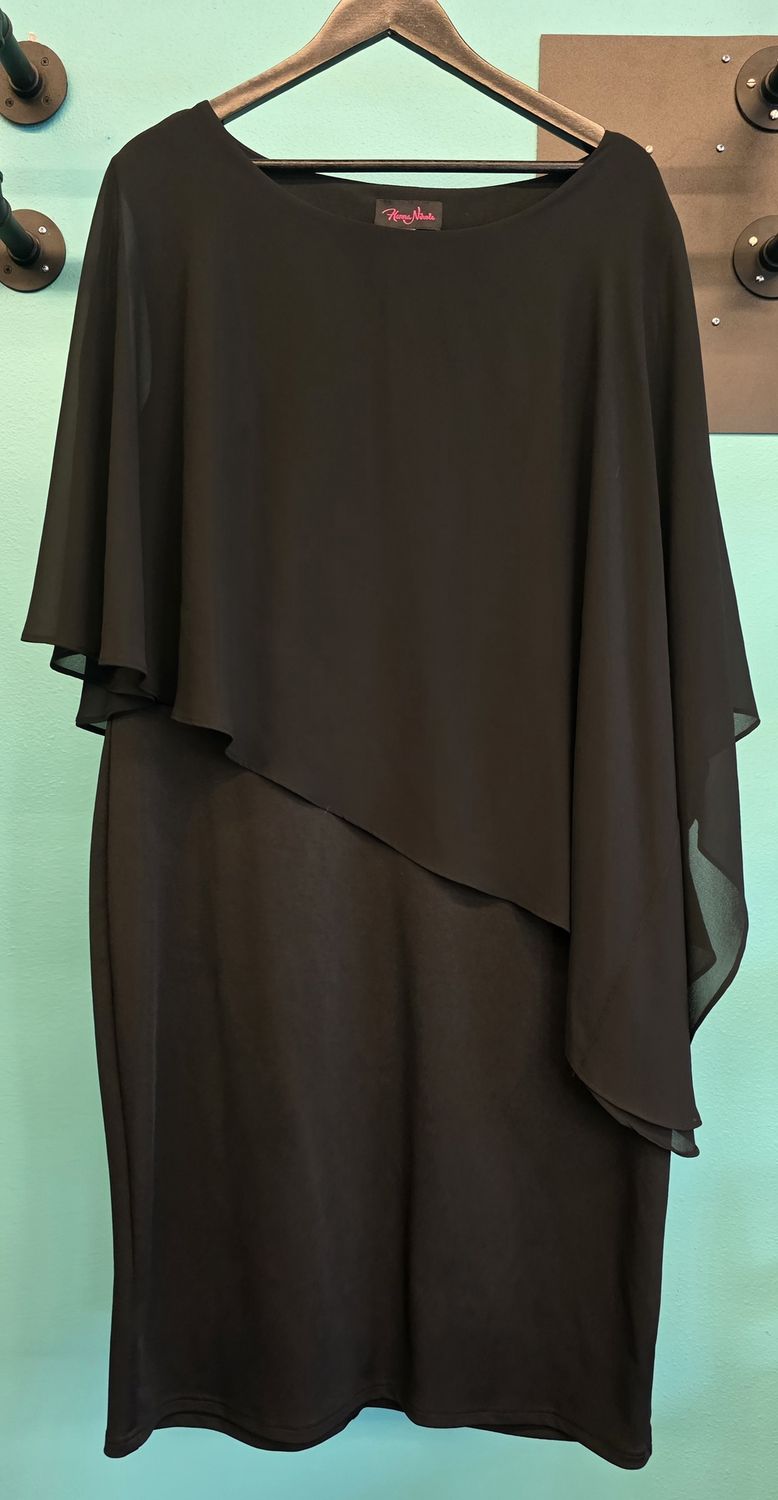 Size: 18     Brand: Hanna Nikole