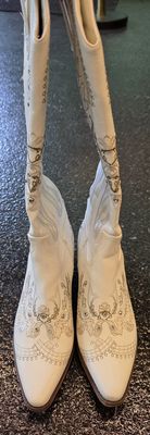 Size: 9     Brand: Unbranded