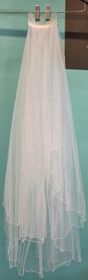 White - Two Tier - Beaded Edge