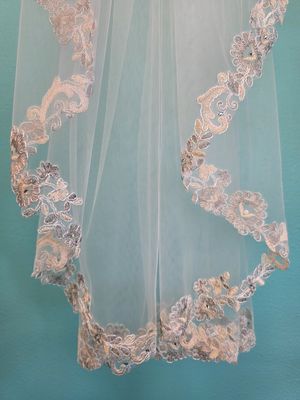 Ivory - Full Lace Edge w/ Rhinestones