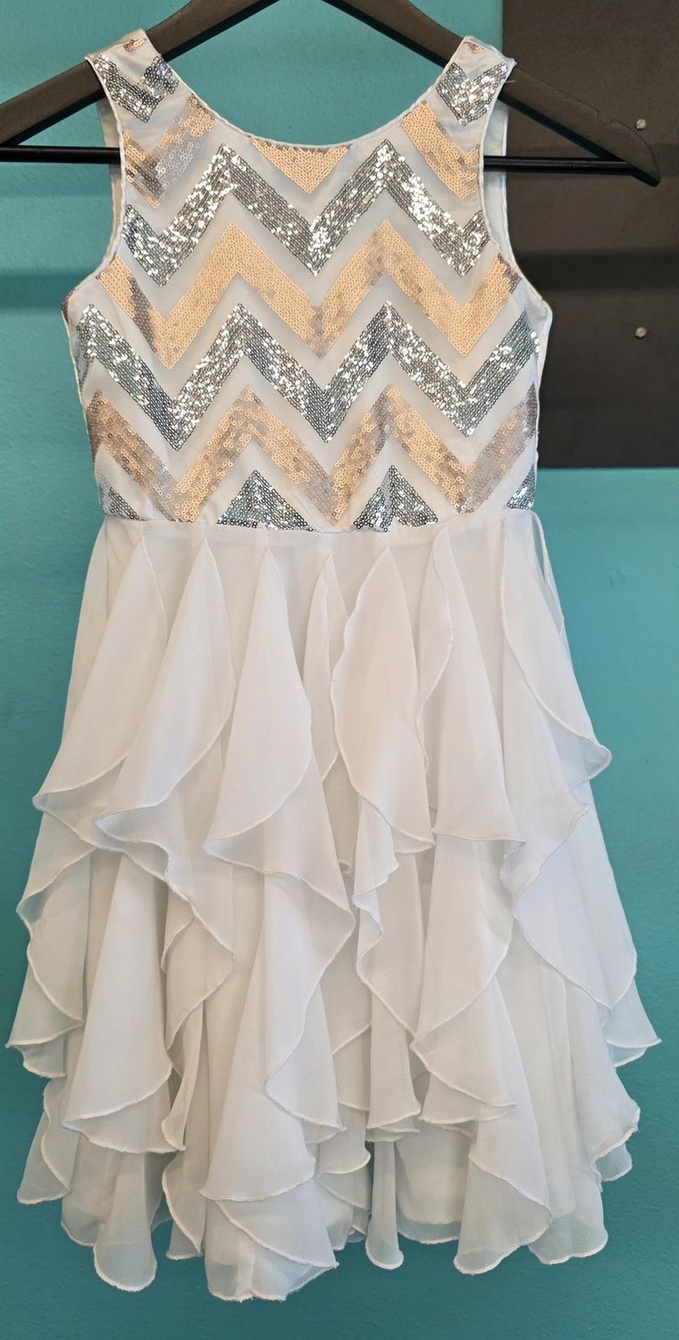 Size: 8     Brand: Emily West