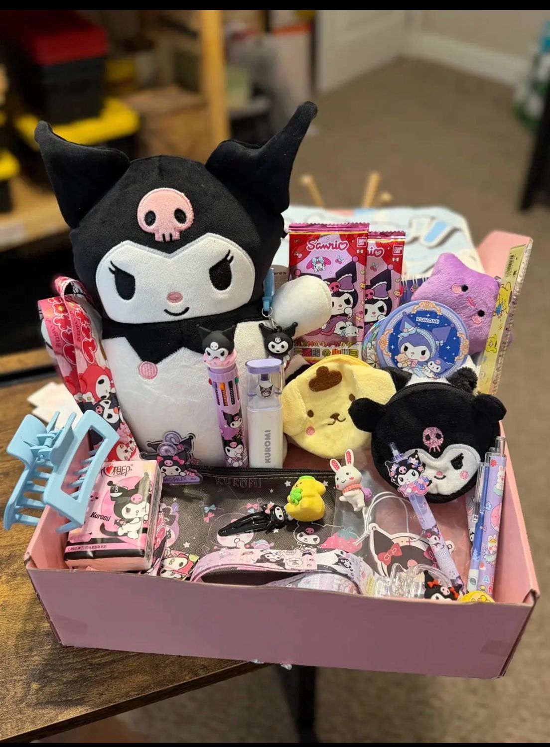 2 Scoop 42+ Items, 1 Lucky Ball !