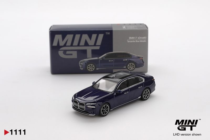 BMW i7 xDrive60 Tanzanite Blue Metallic #1111