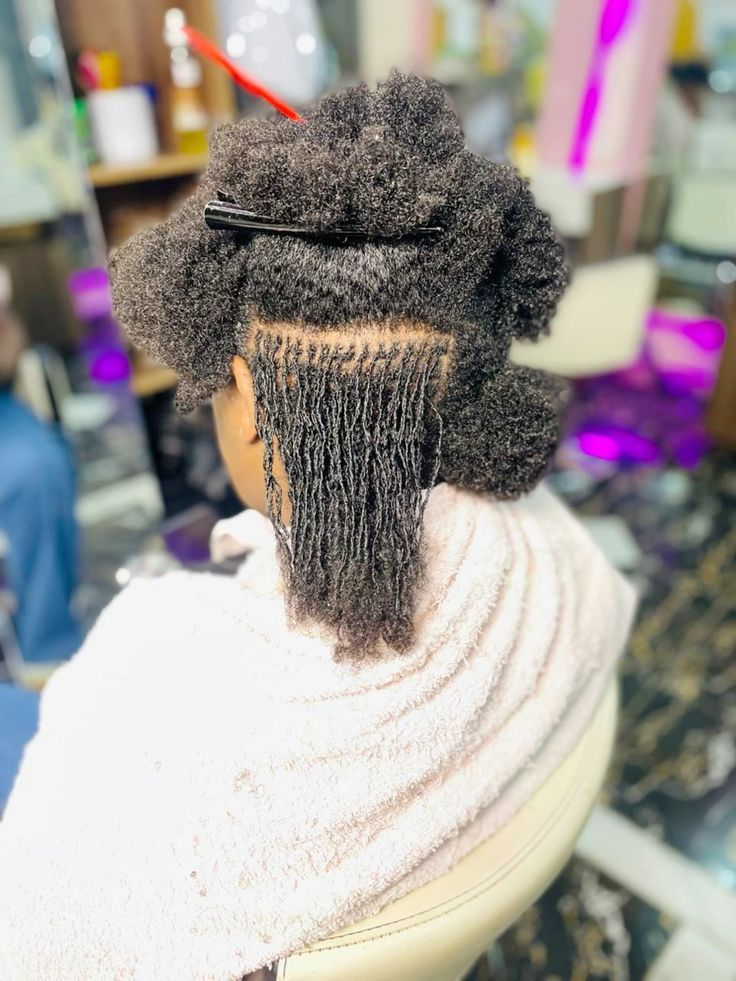 Relocking Sister Locs