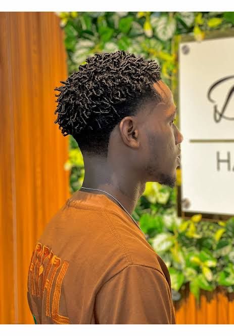 ​Barbing with Finger Twist