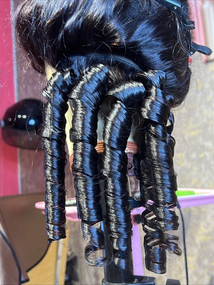 ​Wig Washing &amp; Curling