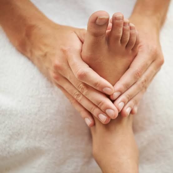 ​Hand and Foot Massage
