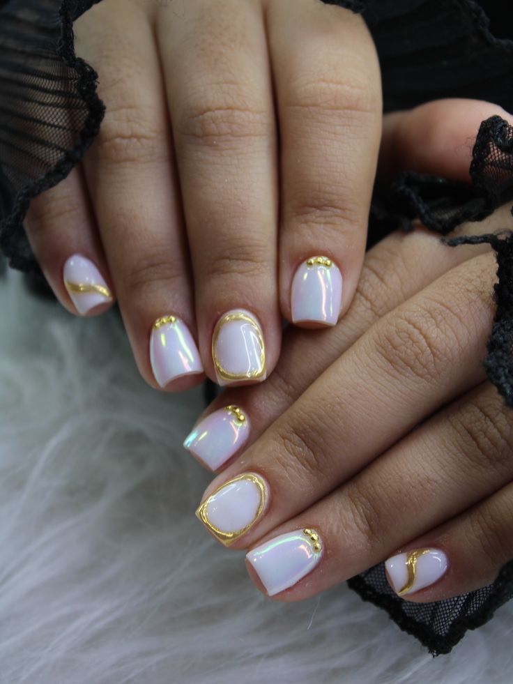 ​Acrylic Sculpture on Natural Nails