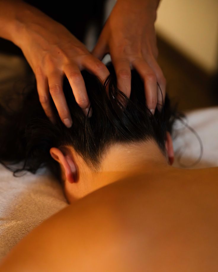 Brown Sugar Head Massage