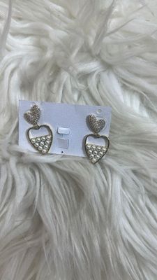 Pin earring 003