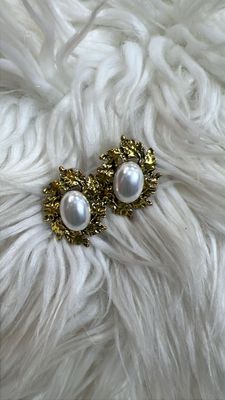 Pin earring 006
