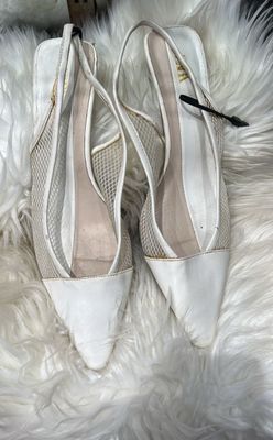 Zara White Heel 001