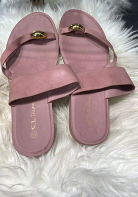 Nude slippers 002