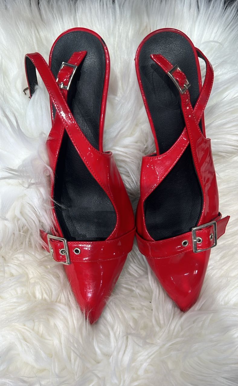 Red Heel 003