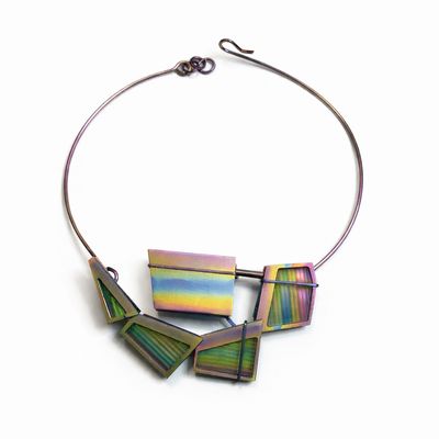 Joyas en vidrio electrocineticas