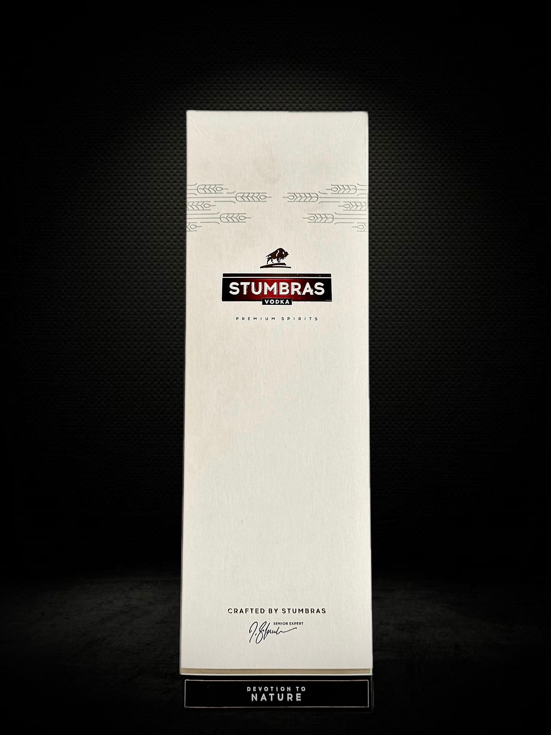 Stumbras 0.7l 40% + kartonik