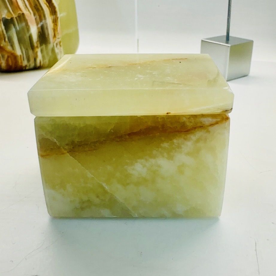 Banded Calcite Box 5cm