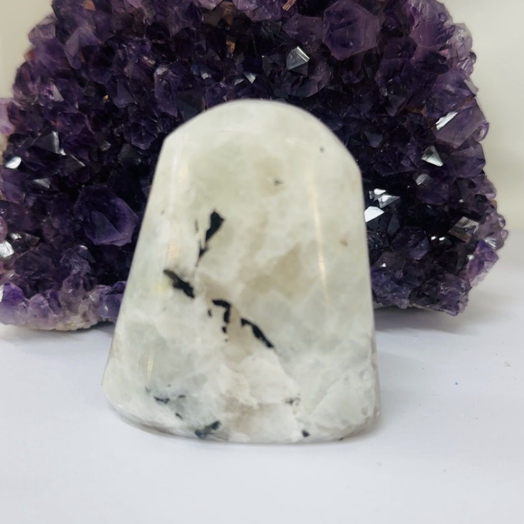 Moonstone freeform 125gm