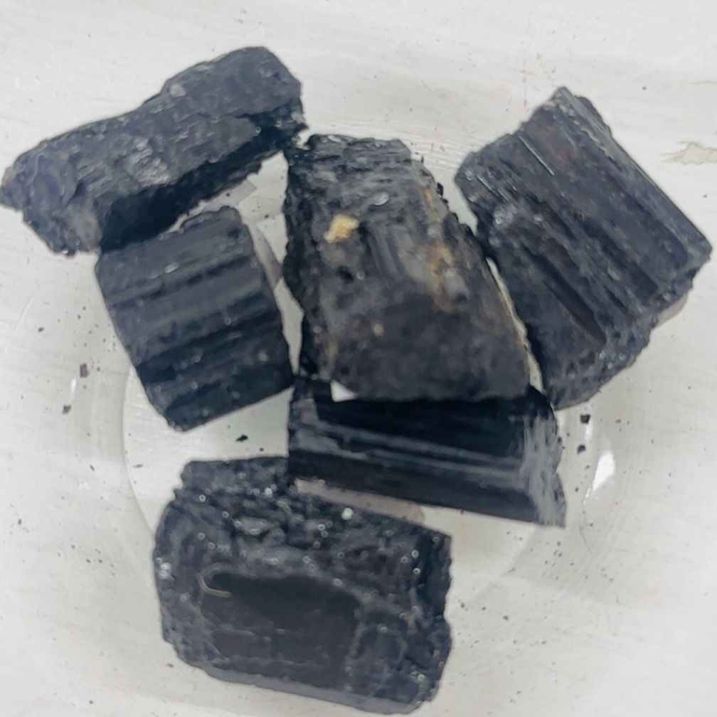 Black Tourmaline 1-2cm