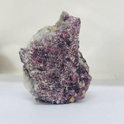 Lepidolite in Mica 730gm