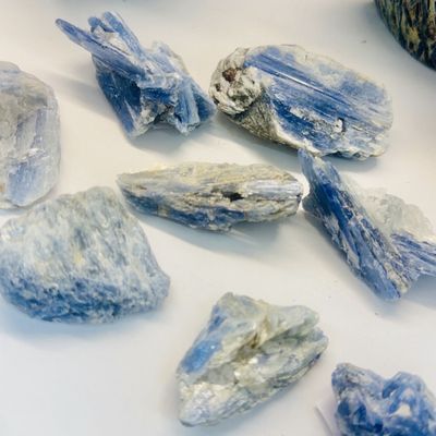 Kyanite Shards 3-4cm