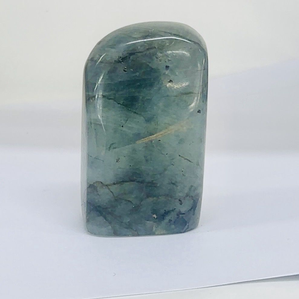 Labradorite freeform 200-250gm