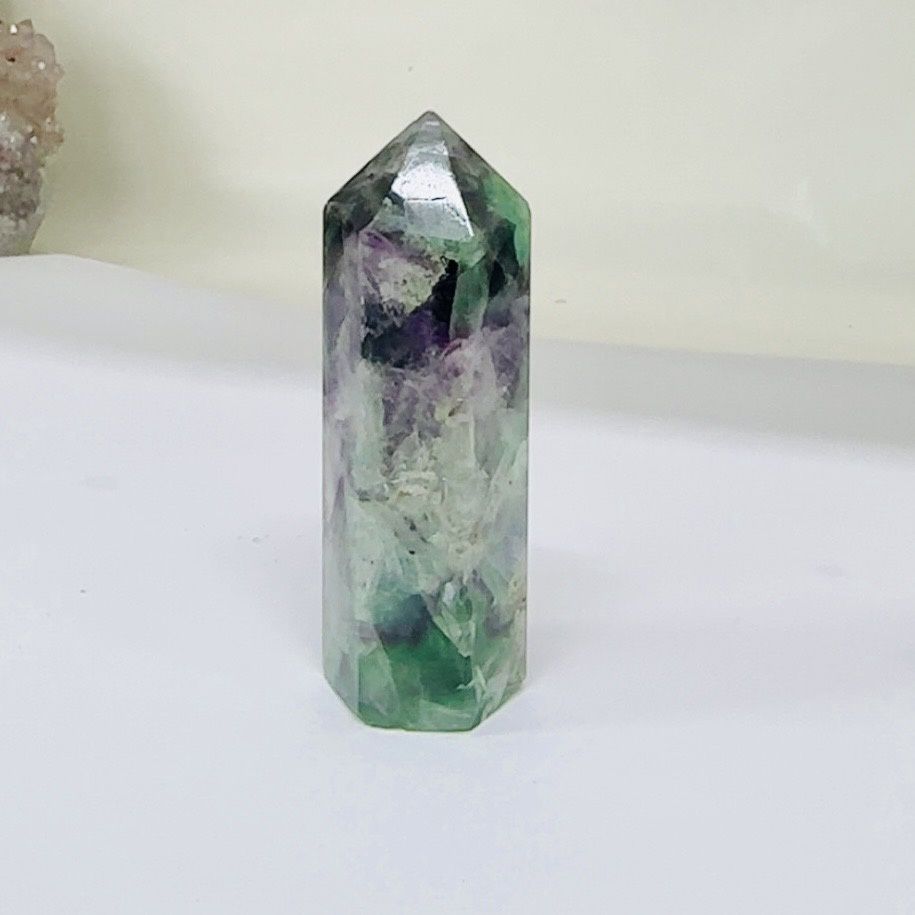 Fluorite Tower 8cm
