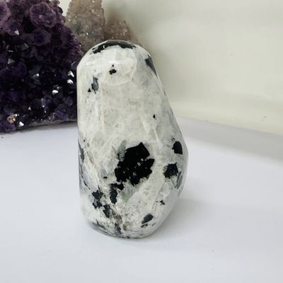 Moonstone freeform 230gm