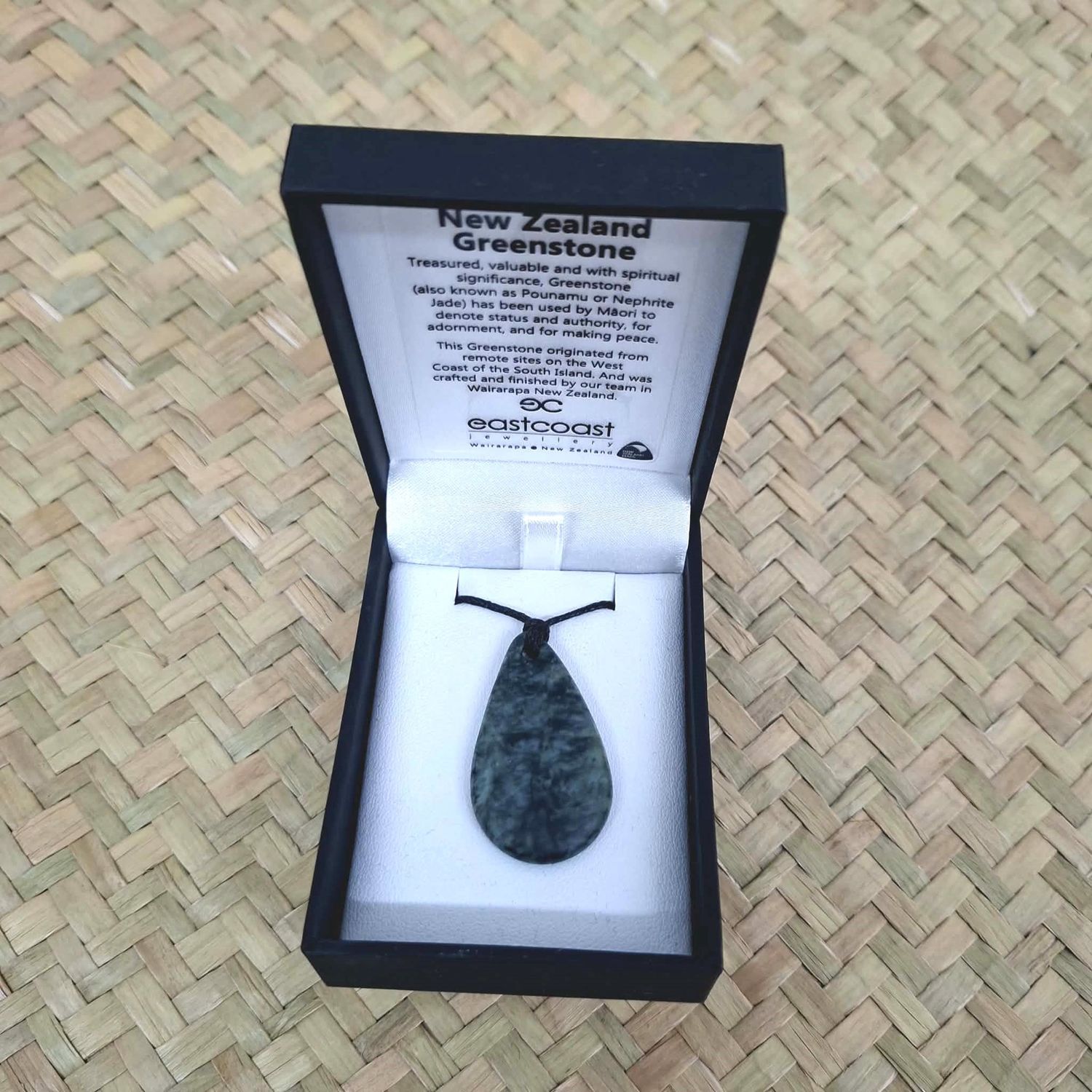 NZ Pounamu bxd