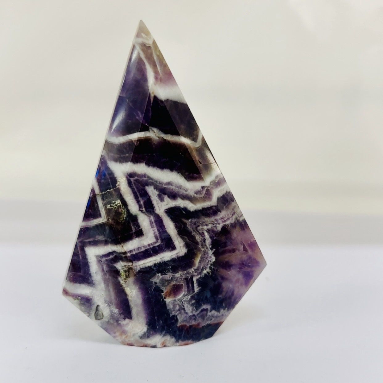 Chevron Amethyst polished Tower 11cm