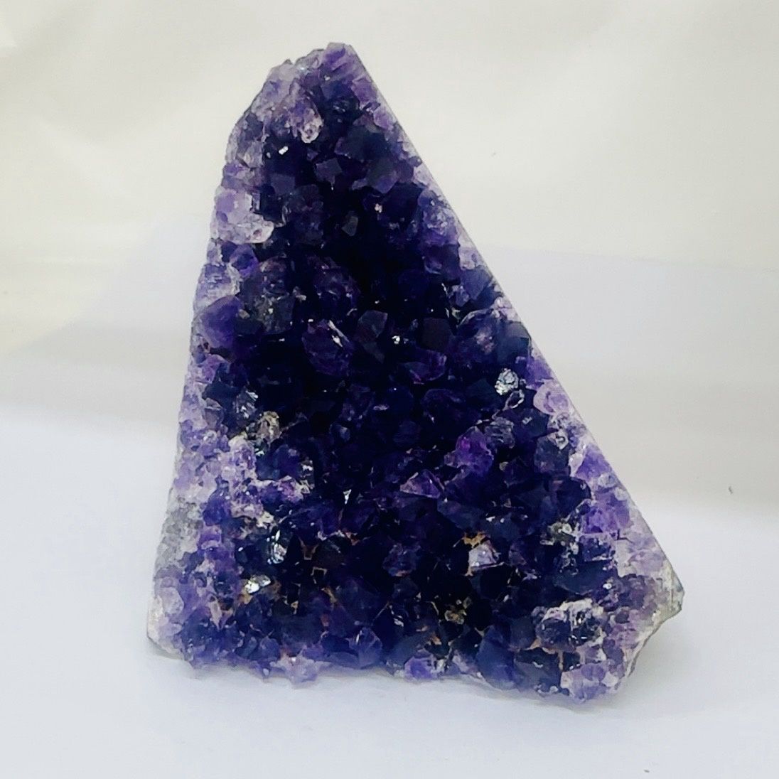 Amethyst cutbase 325gm
