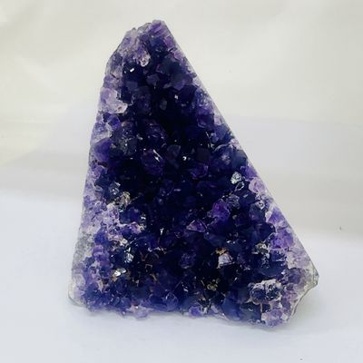 Amethyst cutbase 325gm