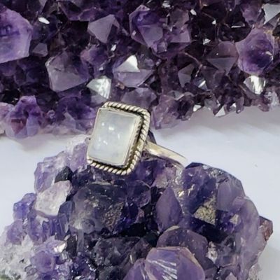 Moonstone Rectangle Ring sz US 6.5