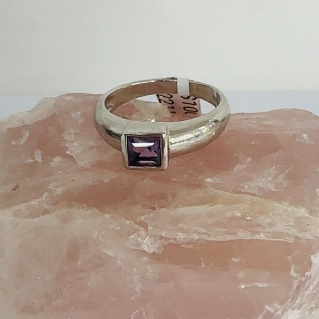 Amethyst Thick Silver Ring sz US 8.5