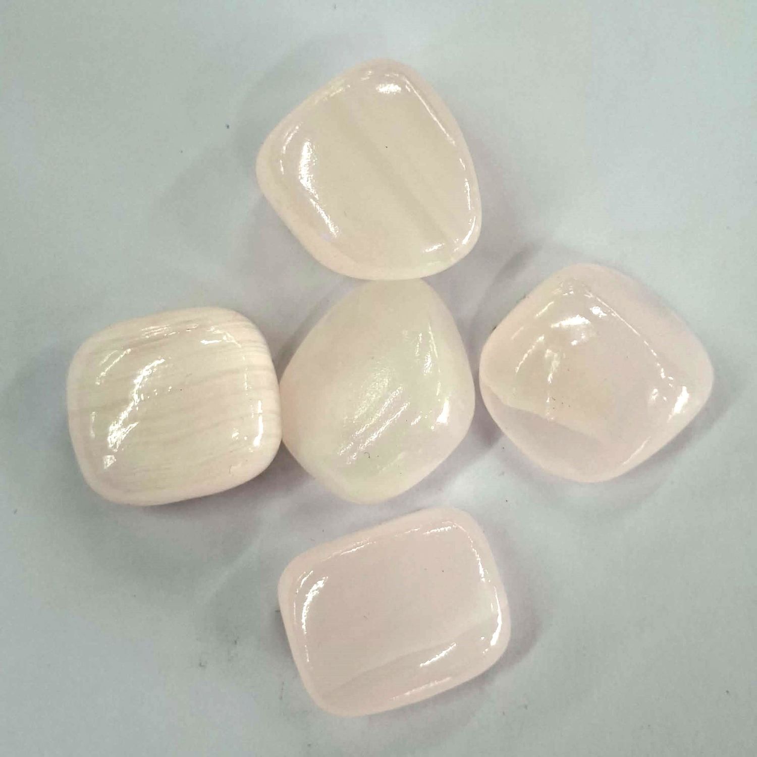 Mangano Calcite Tumbled