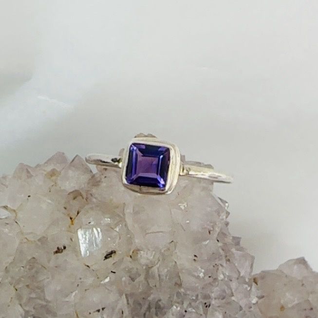 Amethyst Square Faceted Ring sz US 8
