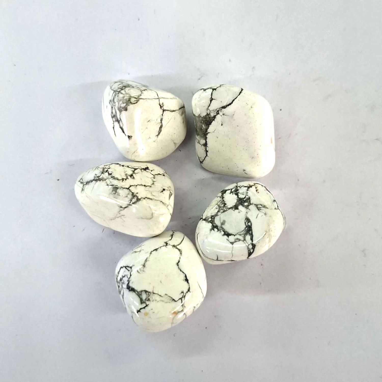 Howlite White Tumbled