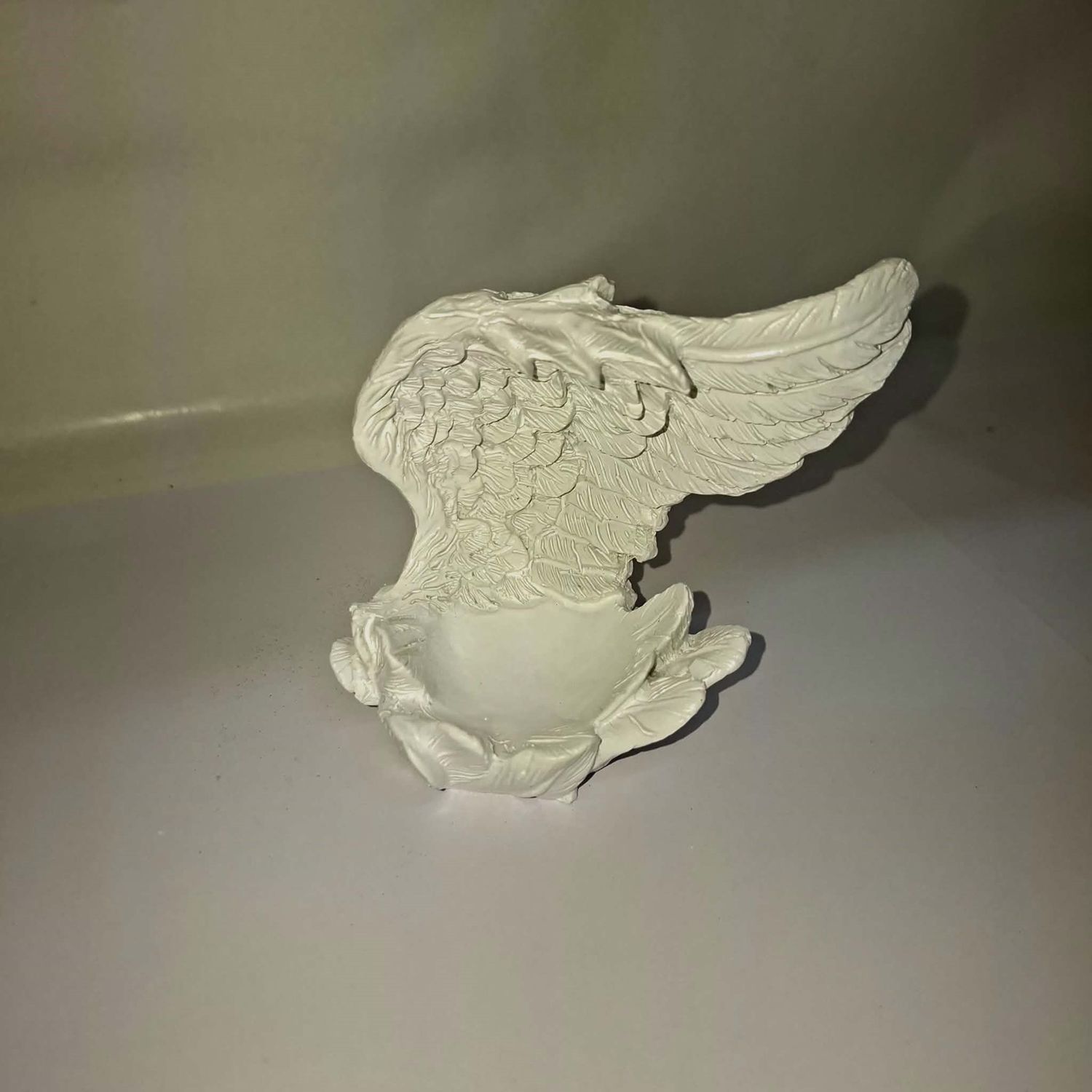 Angel Wing Sphere Holder