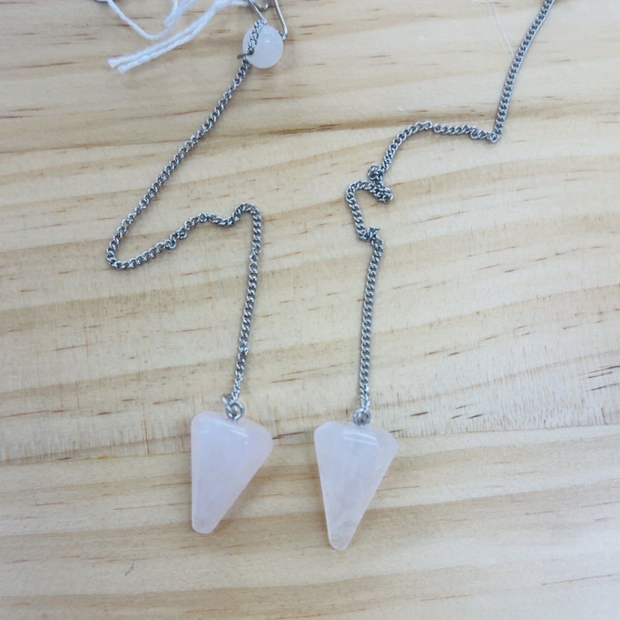 Rose Quartz Pendulum 2cm.