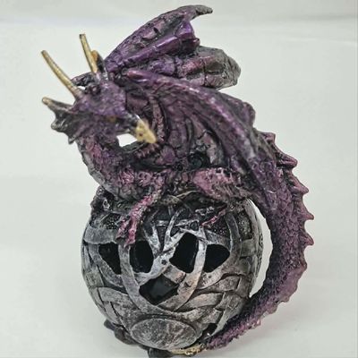 Dragon on ball light up