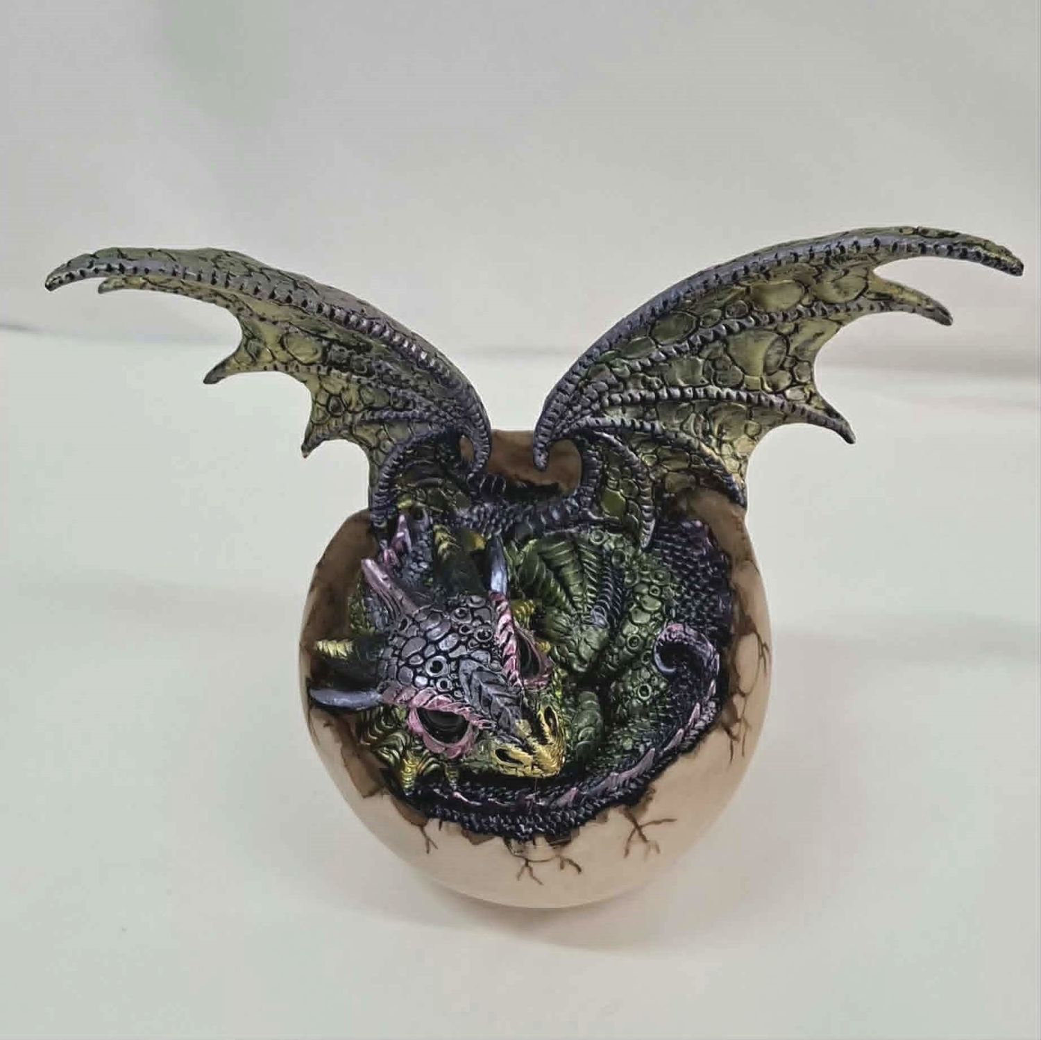 Dragon Large in egg