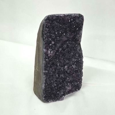 Amethyst Dark Cutbase upright