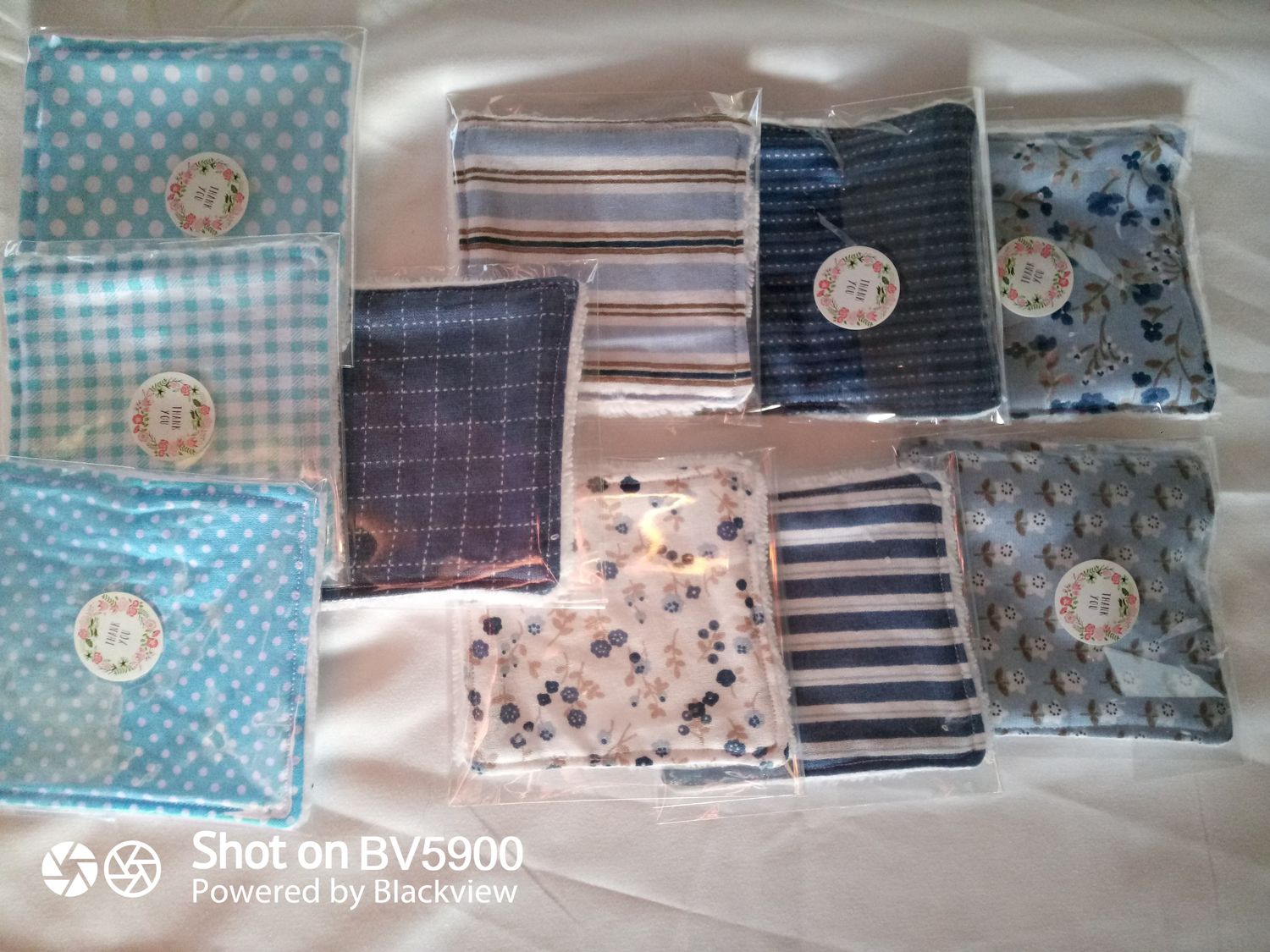 Lingettes démaquillantes ( bleu)